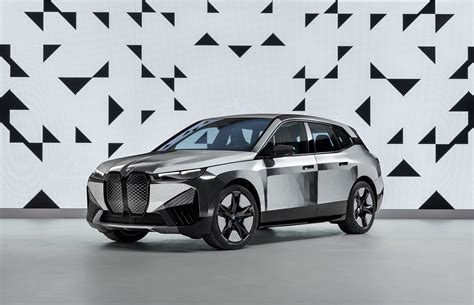 Flow bmw - With the BMW iX Flow we're bringing the body of our car to life, using E Ink technology to open up completely new ways of changing its appearance. Check out ...